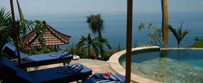 Blue Moon 4* Amed (Bali)